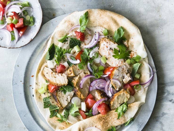 Orientalisches Shawarma-Hähnchen auf Teller