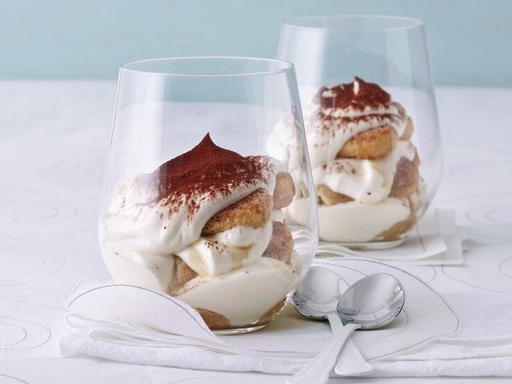 Verführerisches Dessert: Kalorienarmes Tiramisu mit Pudding-Quark-Creme