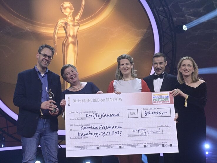 GOLDENE BILD der FRAU / Deutsche Postcode Lotterie | © BILD der FRAU / Henning Scheffen