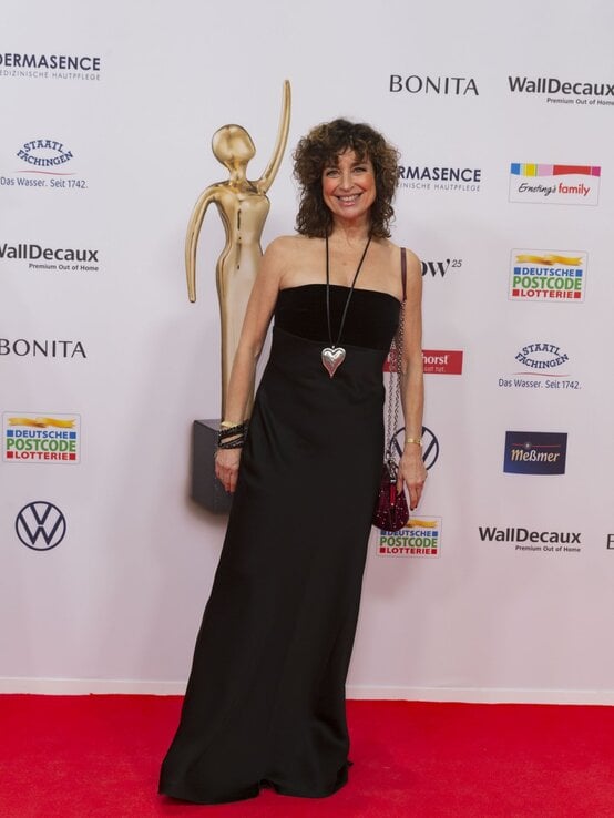 Sängerin und Schauspielerin Isabel Varell | © BILD der FRAU / Guido Ohlenbostel