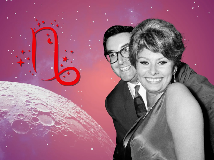 Liebeshoroskop für das Sternzeichen Steinbock: llustration eines Paares vor einem pink-lilafarbenen Weltraumhintergrund mit Sternenhimmel und Mond. Links im Bild ist das rote Symbol Tierkreiszeichens Steinbock.