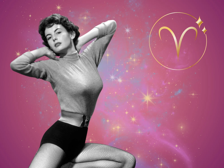 Symbolbild für das Jahreshoroskop 2026 für das Sternzeichen Widder. Illustration einer Frau im Retrostil vor einem pink-lilafarbenen Hintergrund mit einem bunten Sternennebel und dem goldglänzenden Symbol des Sternzeichens.