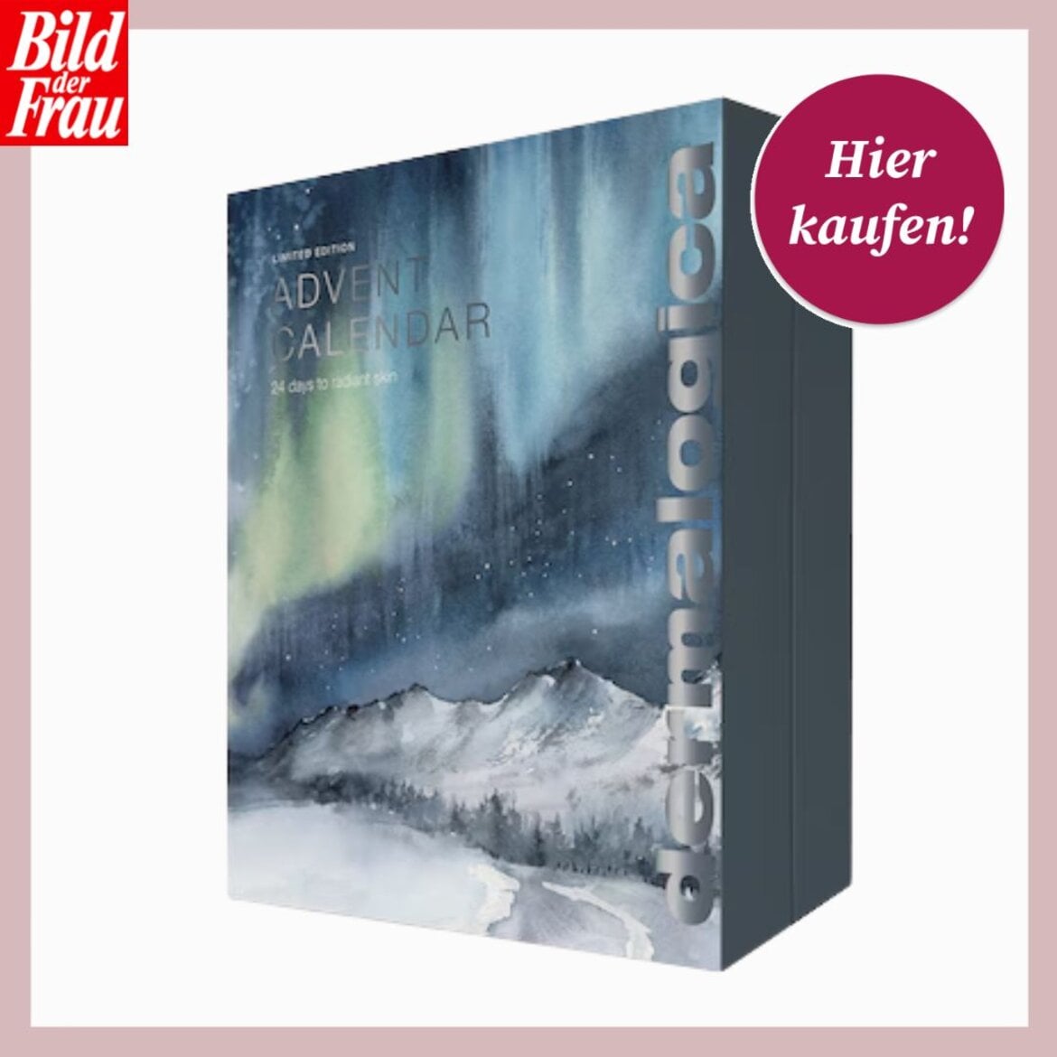 Ein schicker Dermalogica-Adventskalender mit winterlichem Design zeigt Polarlichter über einer verschneiten Berglandschaft. | © Collage: Dermalogica/ BILD der FRAU