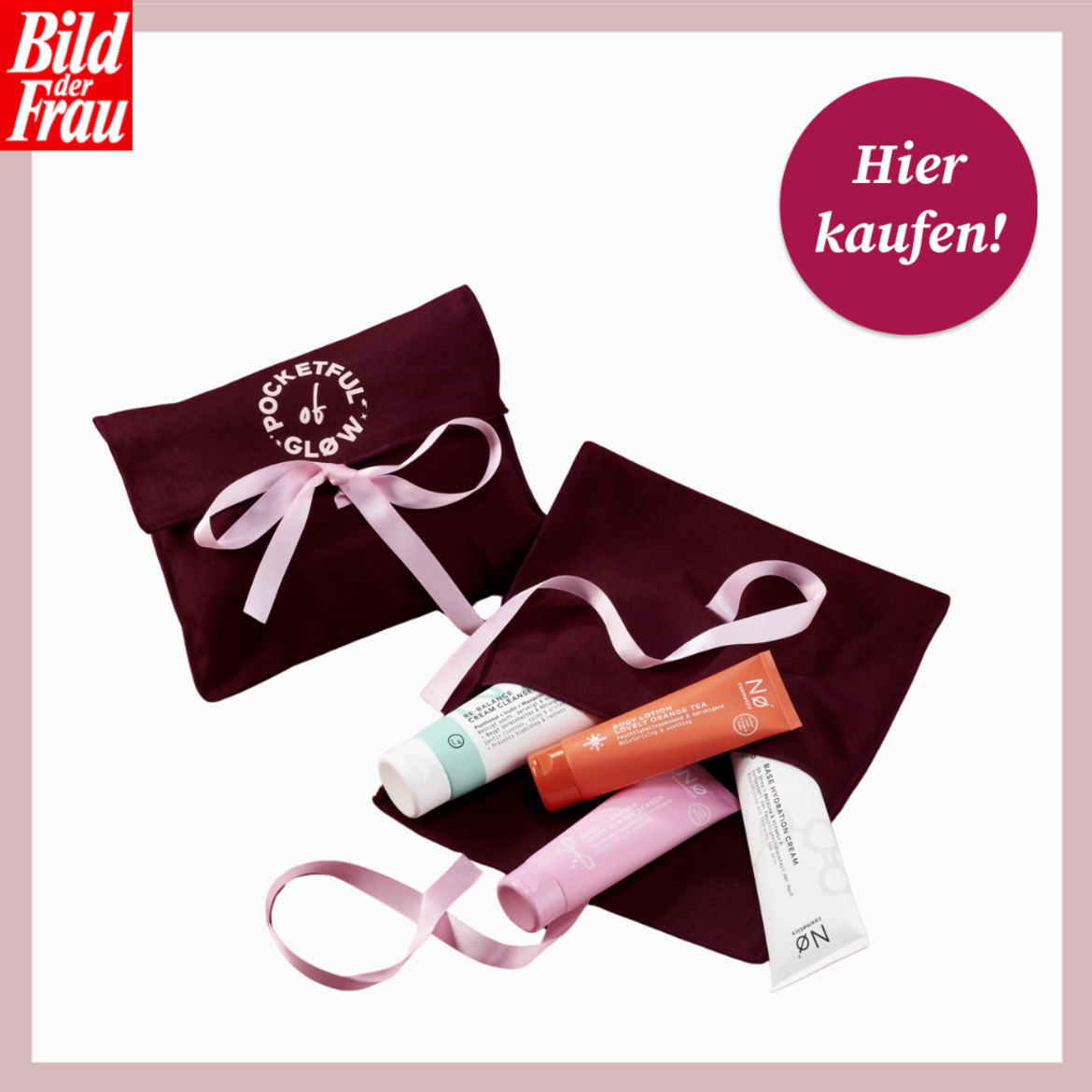 Vier bunte Kosmetik-Tuben liegen vor einem weinroten Stofftäschchen mit rosa Schleife und der Aufschrift „Pocketful of Glow“. | © Nø cosmetics/Canva/Collage:bildderfrau.de